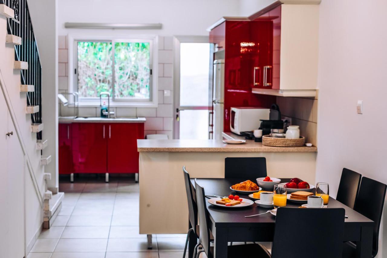Minimal Townhouse Center Paphosヴィラ エクステリア 写真