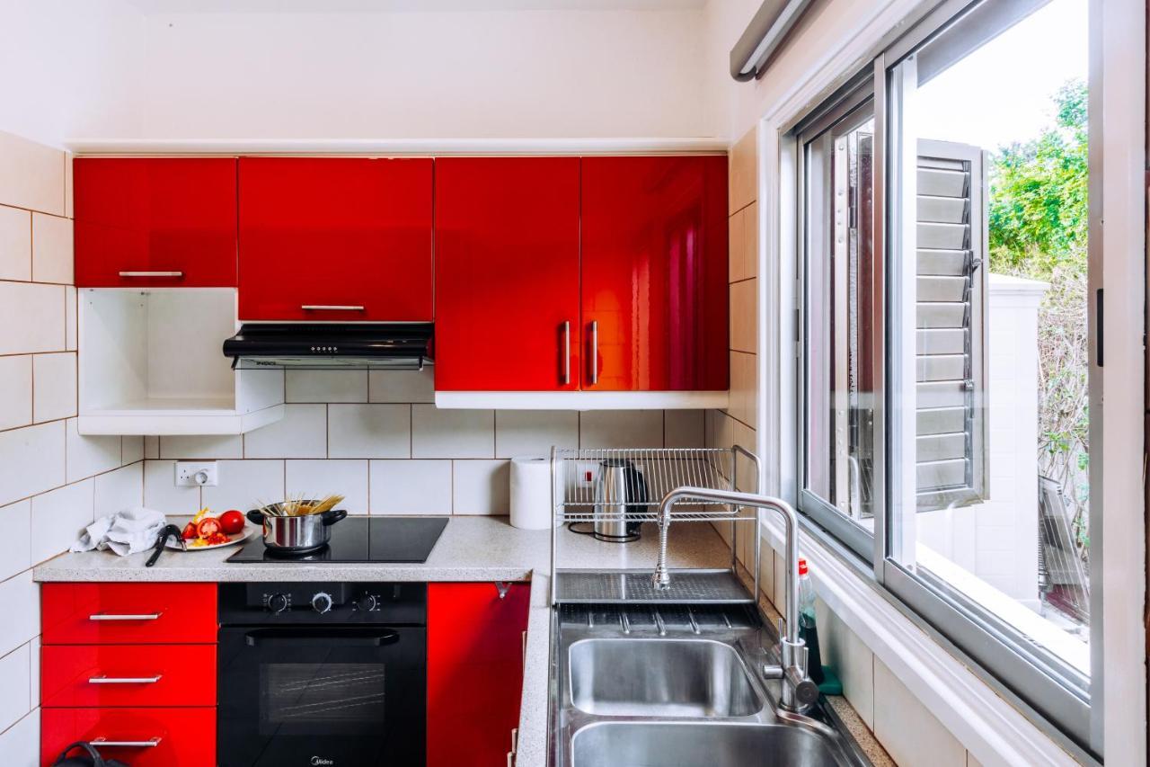 Minimal Townhouse Center Paphosヴィラ エクステリア 写真