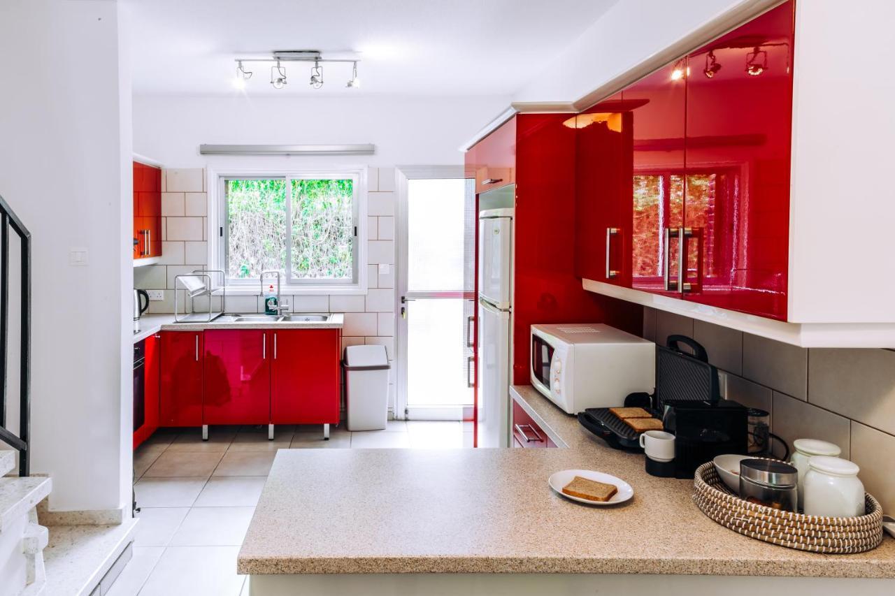 Minimal Townhouse Center Paphosヴィラ エクステリア 写真
